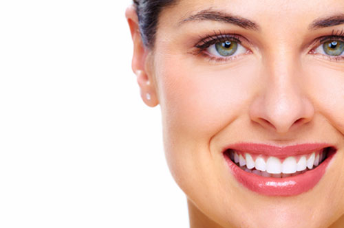 Glow All Season Long with a Healthy Holiday Smile